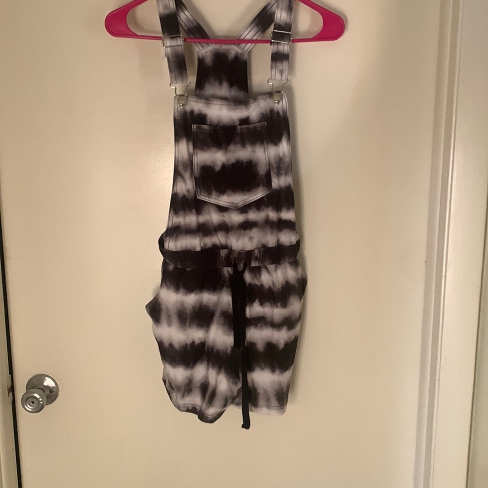 Cute cotton type dye overalls